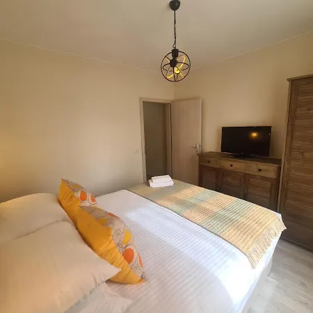 Sea Dreams Yellow Submarine Hotel de apartamente *